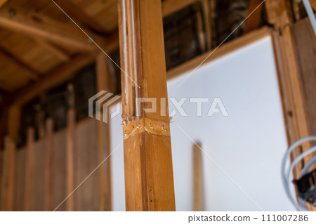 Old house renovation renovation 111007286