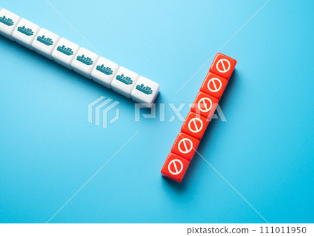 The merchant ships encountered an obstacle. Embargo and blockade of sea routes. Blocking ports, economic war. Refusal to insure sea transport in combat areas. Interference with trade routes. 111011950