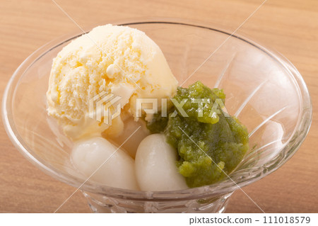 Zunda bean paste, shiratama dango, and vanilla ice cream Zunda bean paste, shiratama dango, and vanilla ice cream 111018579