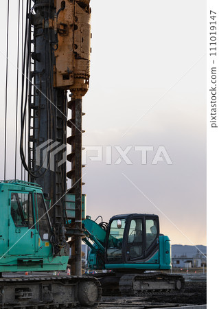Pile driver crawler mount three point pile driver Pile driver crawler mount three point pile driver 111019147