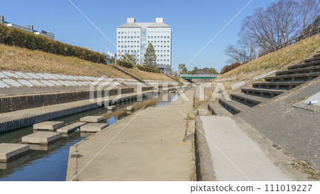 [Mobara City, Chiba Prefecture] Toyota River and Mobara City Hall 111019227