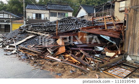 令和6能登半島地震 111019540
