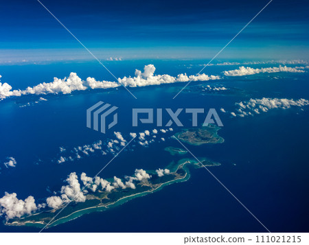 The sky above Iheya Island in the Nansei Islands seen from an airplane 111021215