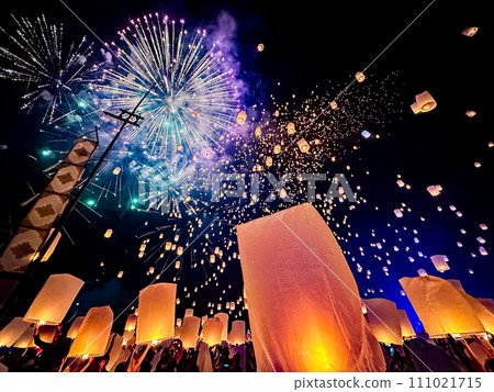 Sky lantern mass release event for Yee Peng and Loy Krathong traditional festival in Chiang Mai 111021715