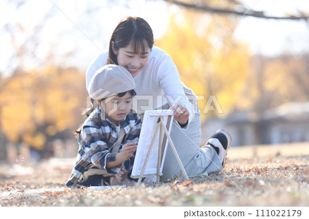 Parent-child drawing 111022179