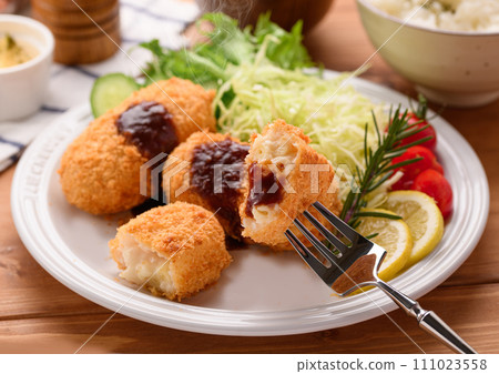 奶油炸丸子 111023558