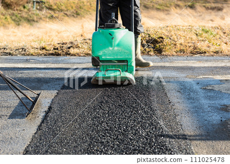 道路建設、瀝青路面修復工程、壓實工程 111025478