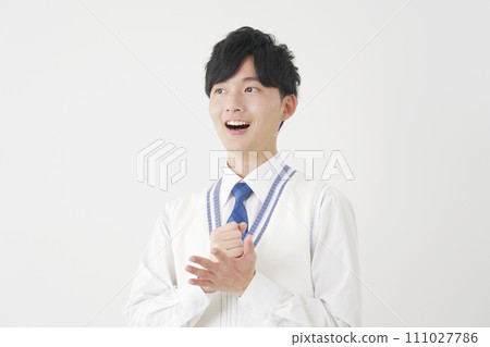 閃爍的男性高中生白色背景 111027786