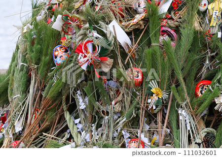 [Japanese New Year] Dondoyaki 111032601