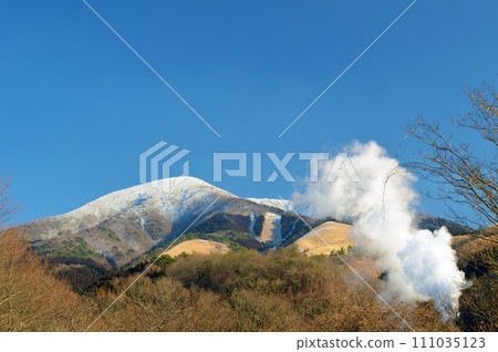 溫泉度假村 111035123