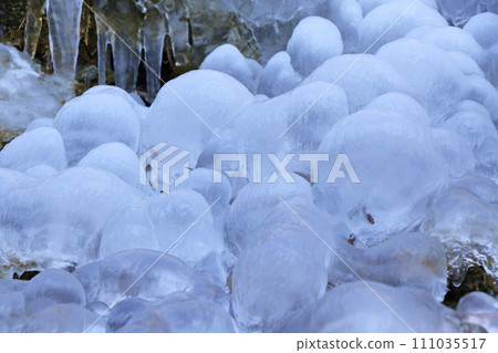 冰的形成 111035517