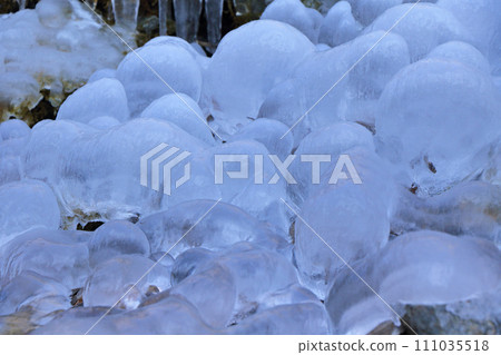 冰的形成 冰的形成 111035518