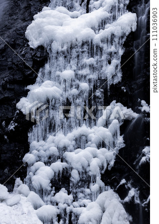 Ice hearth 111036903