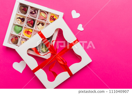Valentine day composition 111040907