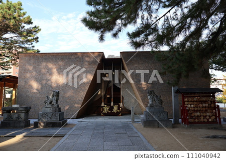 福岡市鳥海八幡宮新參拜堂 111040942