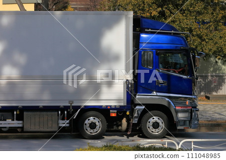 Logistics truck image Logistics truck image 111048985