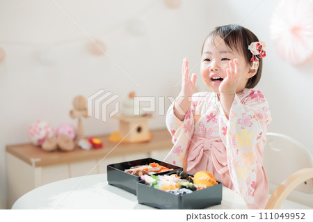 1 歲兒童吃 osechi、元旦、元旦、節慶、影印空間 111049952