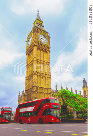 London Big Ben and Double Decker 111051805