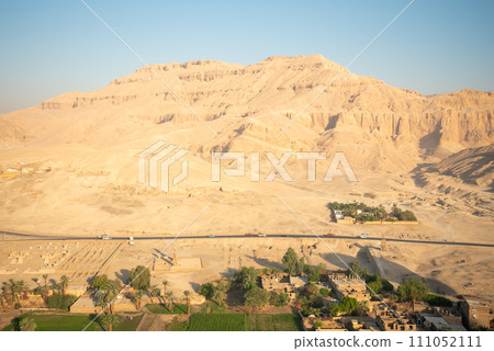 Beautiful views of the majestic Valley of the Kings from a hot air balloon 111052111