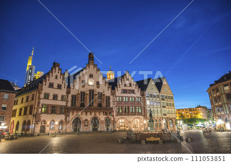 Frankfurt Germany time lapse, night city skyline at Romer old town square 111053851