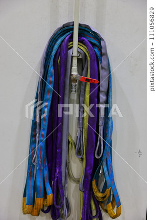 吊帶 111056829