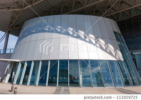 Makuhari Messe selected as one of the top 100 public buildings (Chiba City, Chiba Prefecture) 111059725