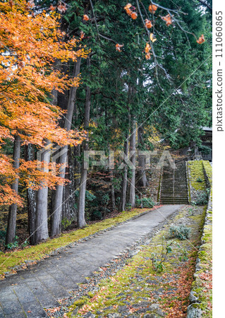 宗山妙通寺本殿的參道 宗山妙通寺本殿的參道 111060865