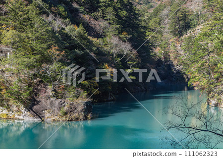 Scenery of Sumata Gorge in Kawanehon Town, Shizuoka Prefecture, Japan Scenery of Sumata Gorge in Kawanehon Town, Shizuoka Prefecture, Japan 111062323