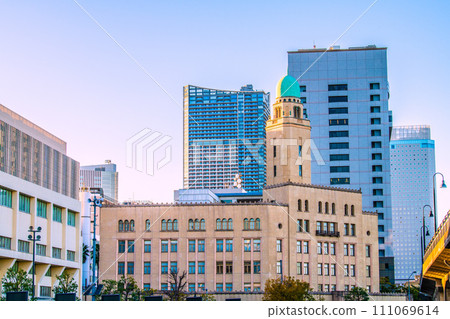 日本橫濱市景,俯瞰橫濱海關、皇后塔等=1月25日 日本橫濱市景,俯瞰橫濱海關、皇后塔等=1月25日 111069614