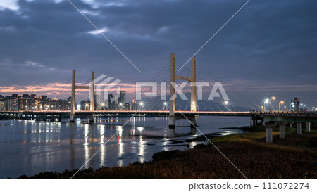 重陽大橋 夜景 橋 重陽大橋 夜景 橋 111072274