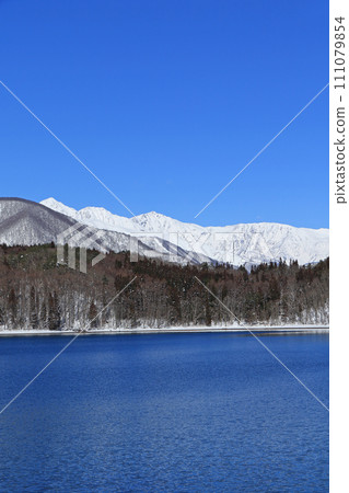 冬天的青木湖和白馬宮山 冬天的青木湖和白馬宮山 111079854