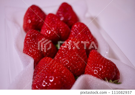 草莓甘王的外觀、味道、香氣都非常出色。 111082937
