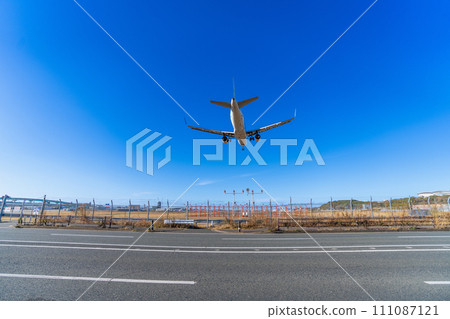 [Airplane] Airbus Airbus A320ceo Family A320 111087121