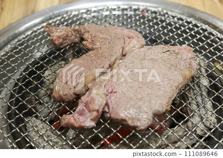 Korean beef raw sirloin bbq Korean beef raw sirloin bbq 111089646