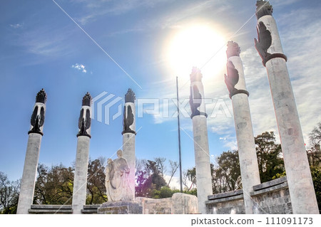 Mexico City, Mexico. Jan 11, 2024. A sunny day at the Monument to the Boy Heroes, Altar to the Homeland, a monument installed in the park of Chapultepec in Mexico City. Mexico City, Mexico. Jan 11, 2024. A sunny day at the Monument to the Boy Heroes, Altar to the Homeland, a monument installed in the park of Chapultepec in Mexico City. 111091173