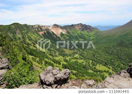 Kurodarayama Mountain Trail - View of the breath of Mt. Maekake and Mt. Asama from Tomi's head Kurodarayama Mountain Trail - View of the breath of Mt. Maekake and Mt. Asama from Tomi's head 111091443