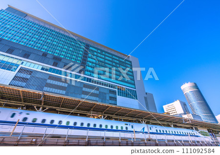 日本橫濱市容新橫濱站和新幹線等...邁向希望的時代... 111092584