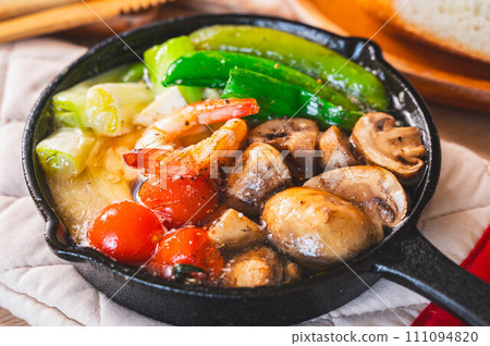 Ahijo的蝦和蘑菇 Ahijo的蝦和蘑菇 111094820