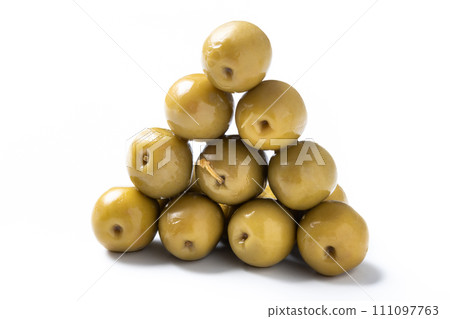 Green olives isolated on white background. 111097763