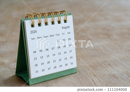August 2024 table calendar with customizable space for text. Calendar and copy space concepts August 2024 table calendar with customizable space for text. Calendar and copy space concepts 111104008