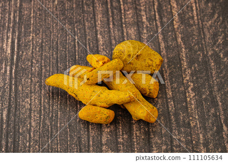 Indian spices - Turmeric root Curcuma 111105634