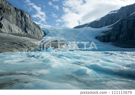 Captivating view of the glacier and mountains in sunlight Captivating view of the glacier and mountains in sunlight 111113879