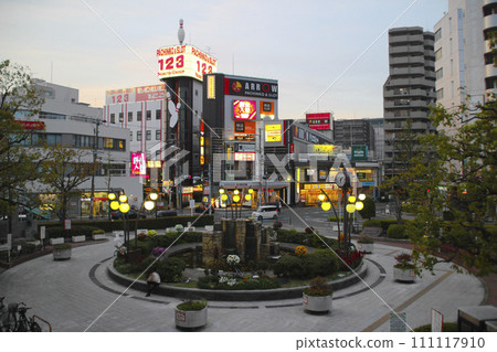 Kintetsu Yao Station Fountain Square/Kitahonmachi 2-chome, Yao City, Osaka Prefecture 111117910