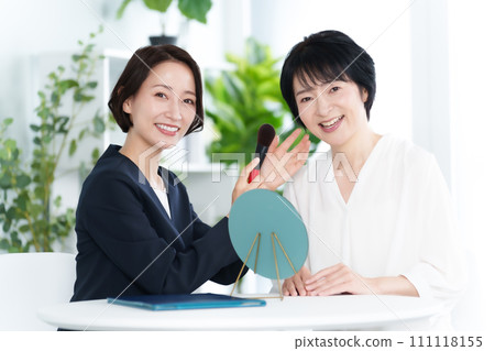 抗衰老護理彩妝 抗衰老護理彩妝 111118155