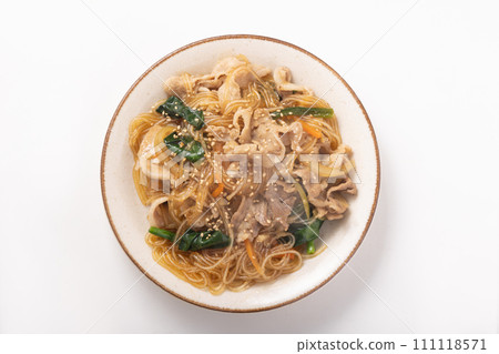 Stir-fried pork vermicelli Japchae Stir-fried pork vermicelli Japchae 111118571