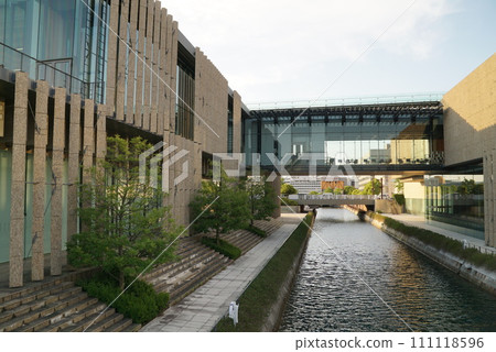 Nagasaki Prefectural Museum of Art 111118596