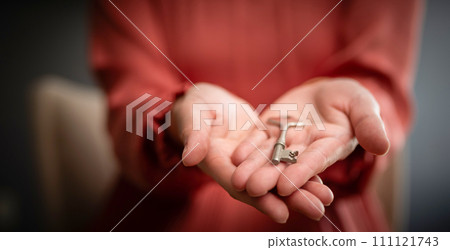 20多歲、30多歲女性的室內人像攝影。 111121743