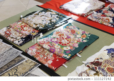 Image of kimono sashes and obijime obiage kimono shops and kimono rentals 111127242
