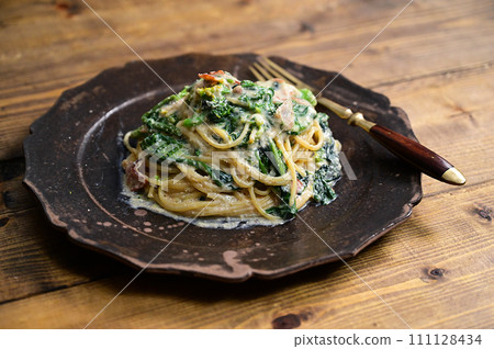 Spinach mentaiko soy milk cream pasta Spinach mentaiko soy milk cream pasta 111128434