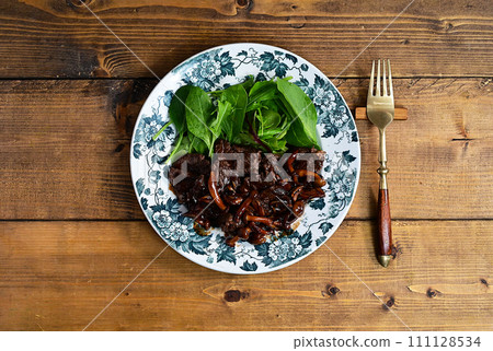 beef skirt steak red wine sauce beef skirt steak red wine sauce 111128534